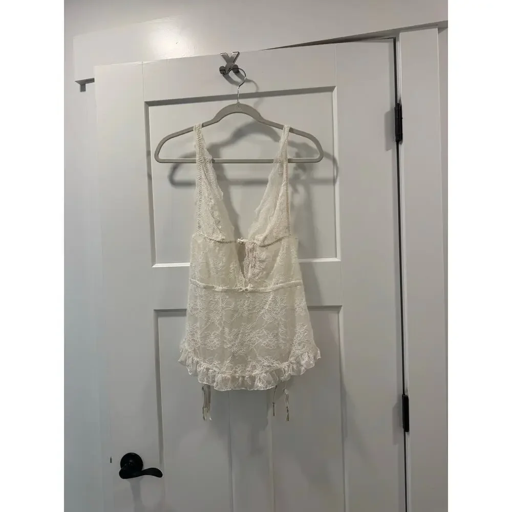 Victorias Secret White Lingerie Lace Garter Slip Bridal NWT M